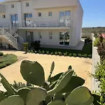 Marzagem - Casa Nuova Con Piscine Сasa de vacaciones