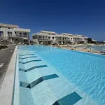 Marzagem - Casa Nuova Con Piscine * Marzamemi