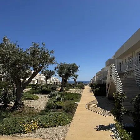 Marzagem - Casa Nuova Con Piscine Marzamemi